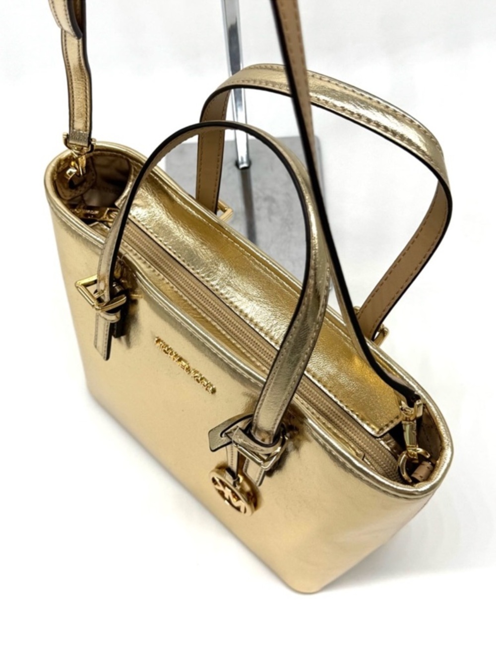 Michael Kors Jet Set Travel XS TZ Tote Bag Gold - Picture 6 of 9